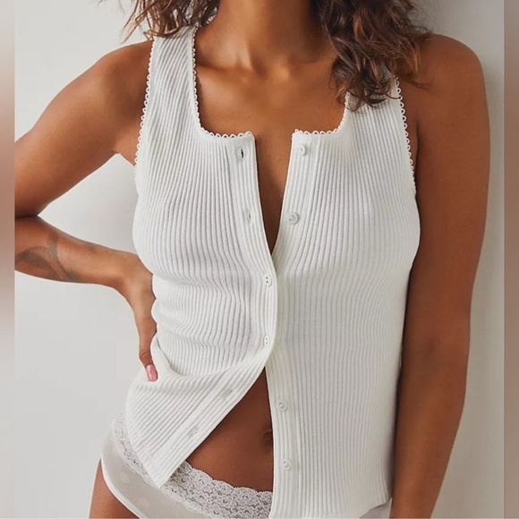 Free People Most Wanted Tank S White Ribbed Button Front 90s Cottage Minimalist - Picture 10 of 10